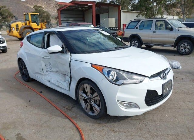 2017 HYUNDAI Veloster