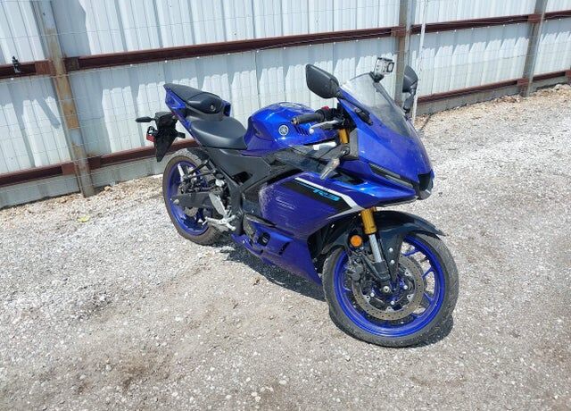 2025 YAMAHA YZF