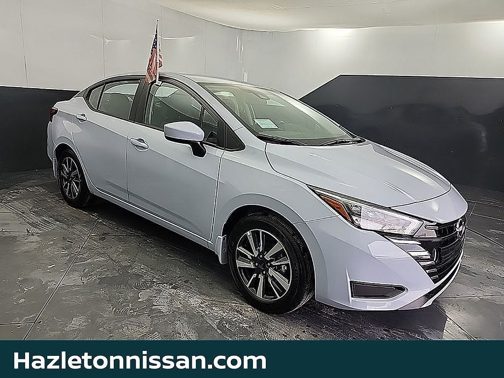 2025 NISSAN Versa