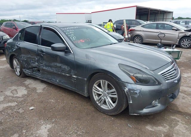 2012 INFINITI G25