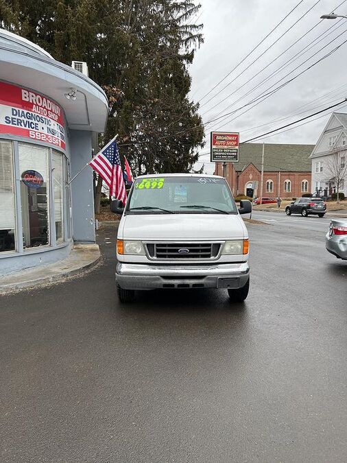 2006 FORD E-250