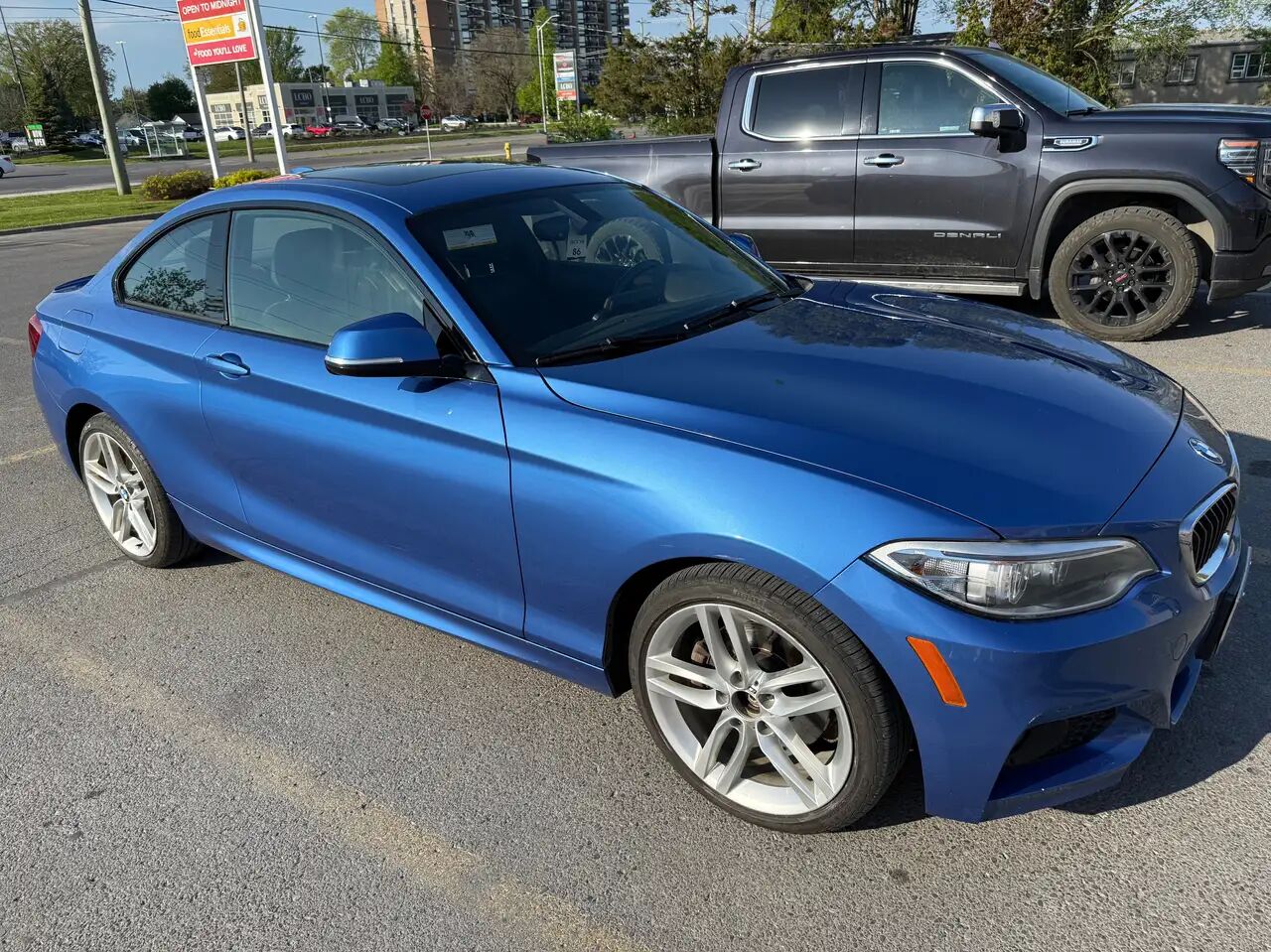 BMW 230i