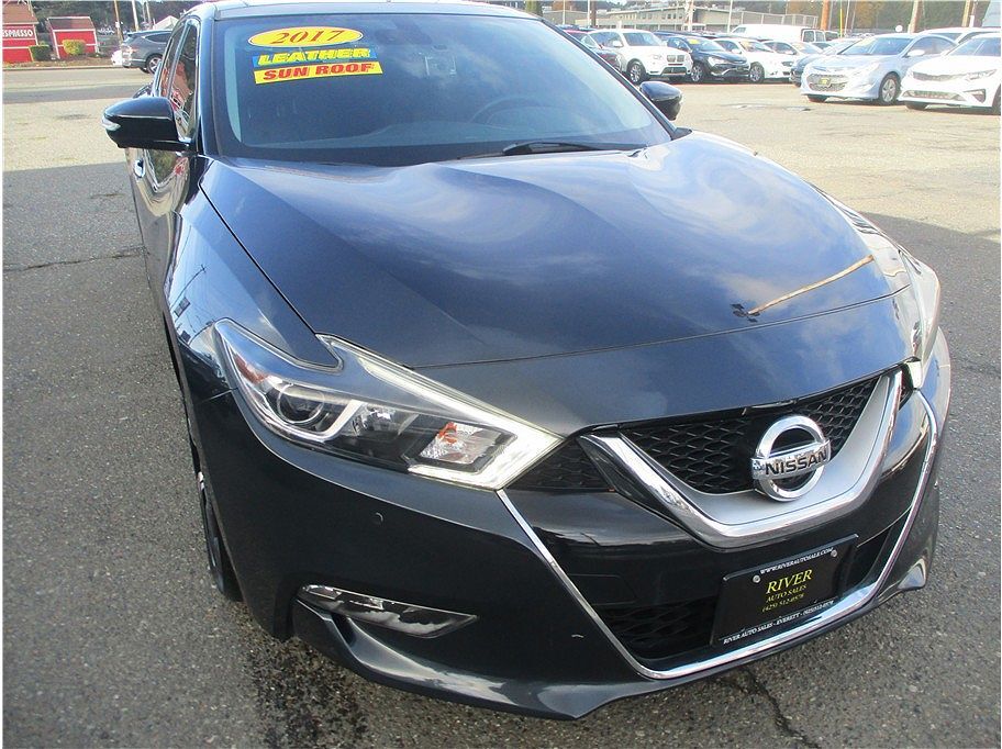 Nissan Maxima