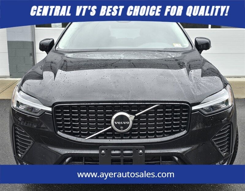 2025 VOLVO XC60