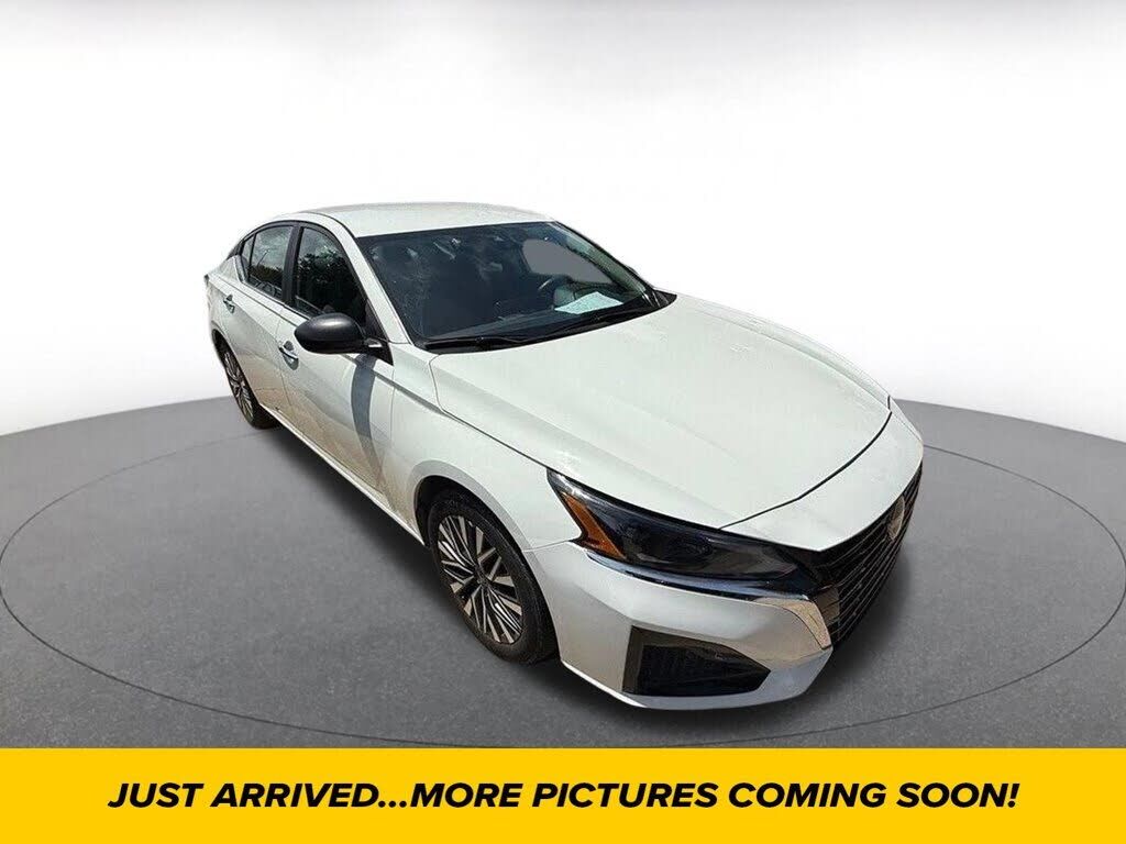 2025 NISSAN Altima