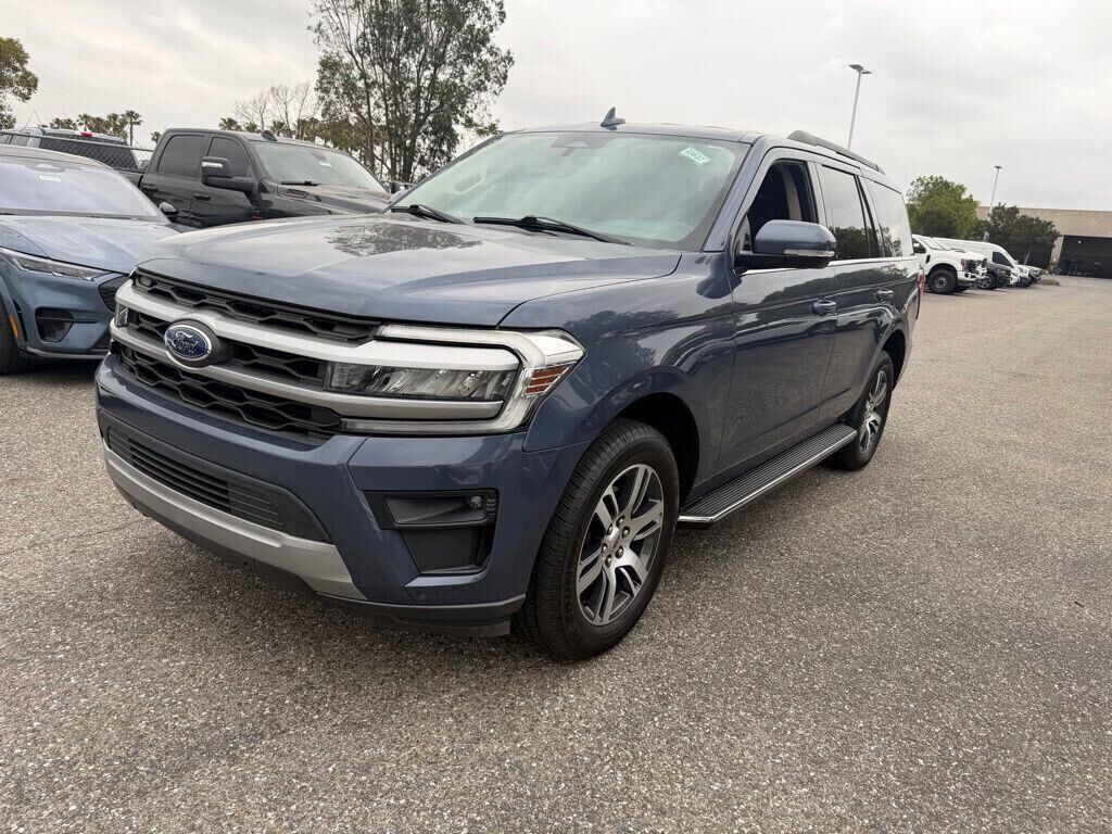 2022 FORD Expedition