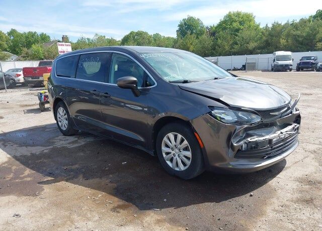 2019 CHRYSLER Pacifica