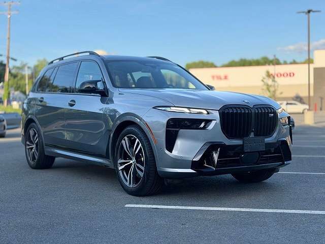 2023 BMW X7