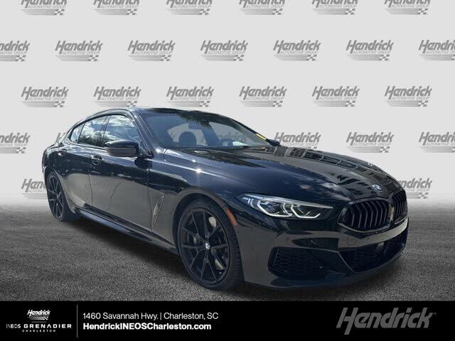 2022 BMW M8