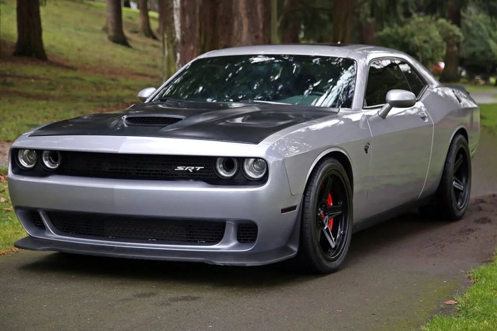 2016 DODGE Challenger