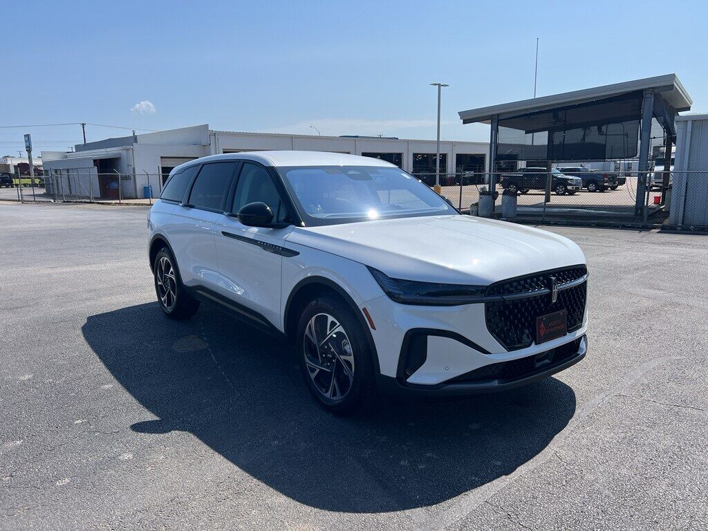 2026 LINCOLN Nautilus