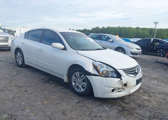 2012 NISSAN Altima