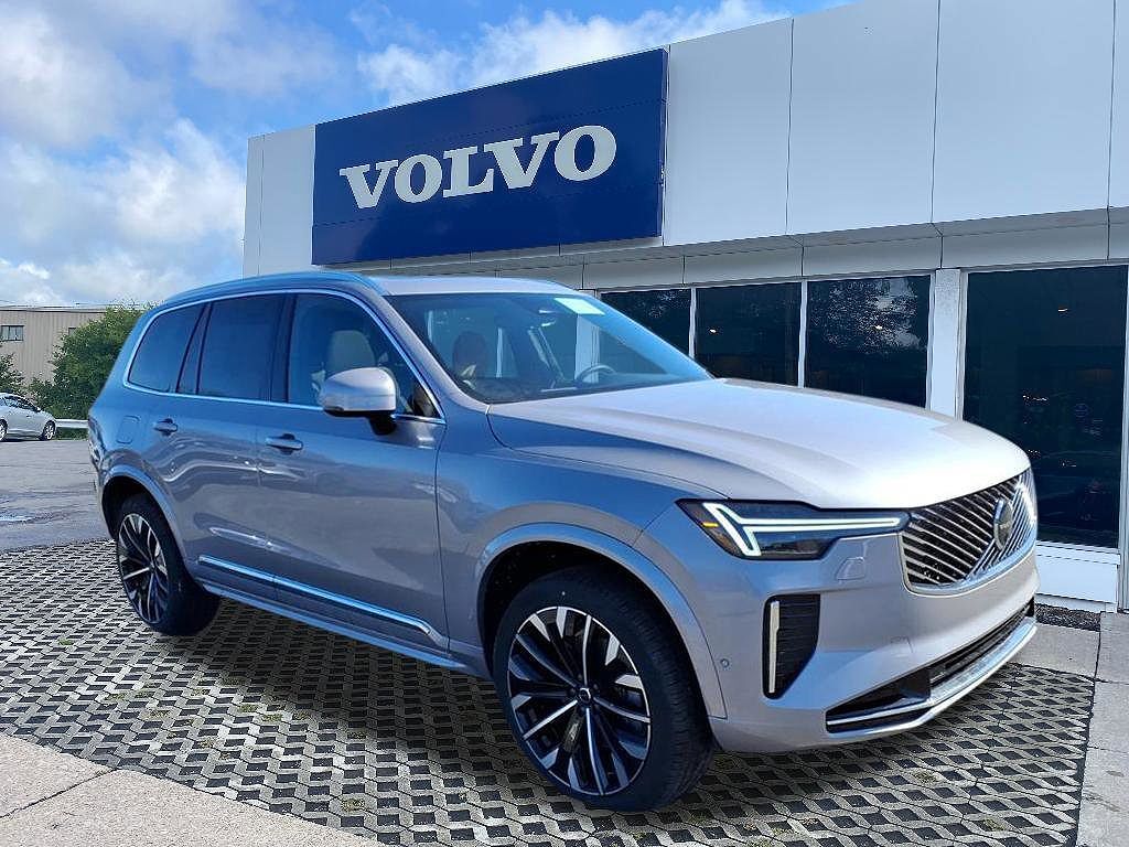 2026 VOLVO XC90
