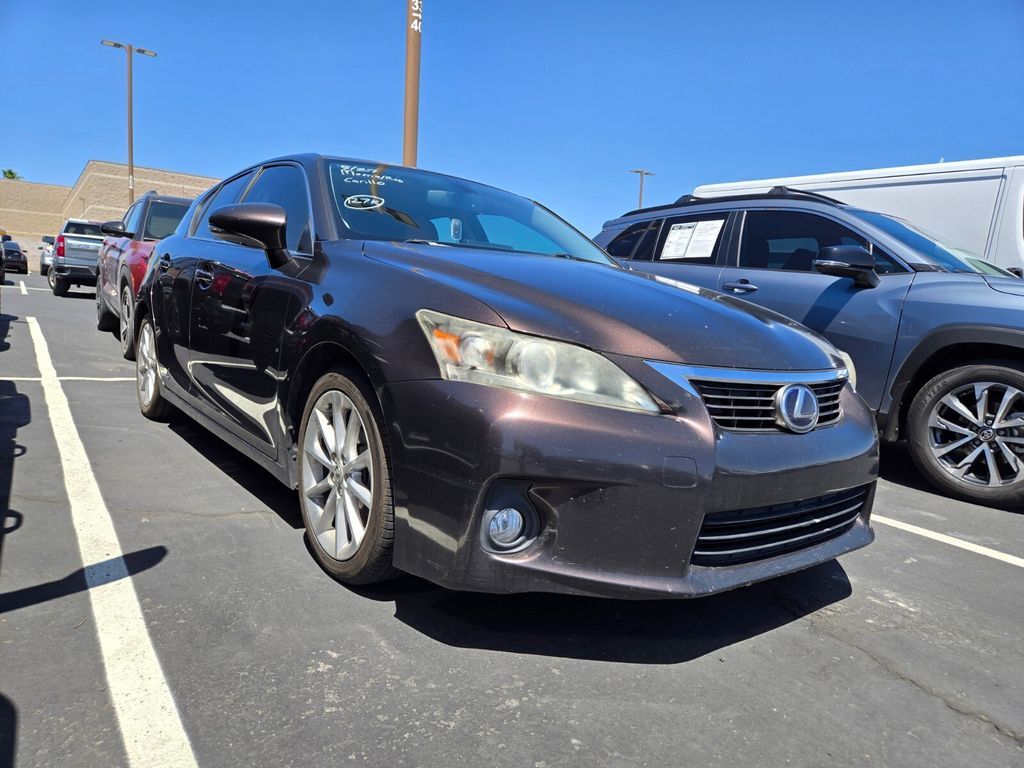 2013 LEXUS CT