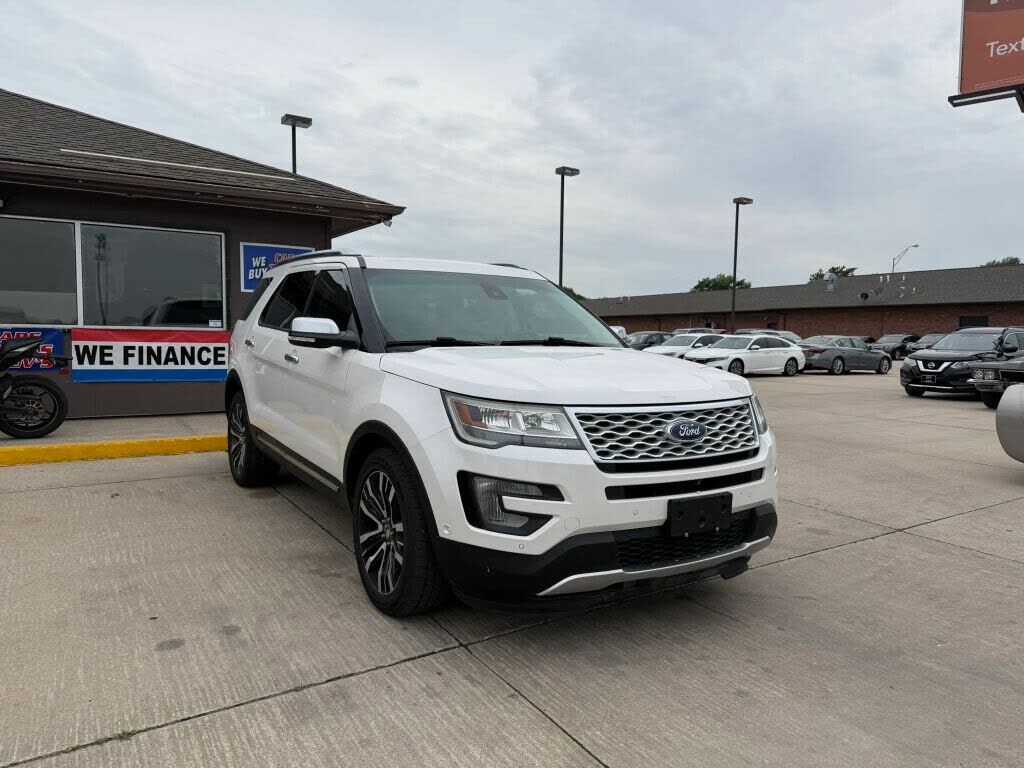 2016 FORD Explorer