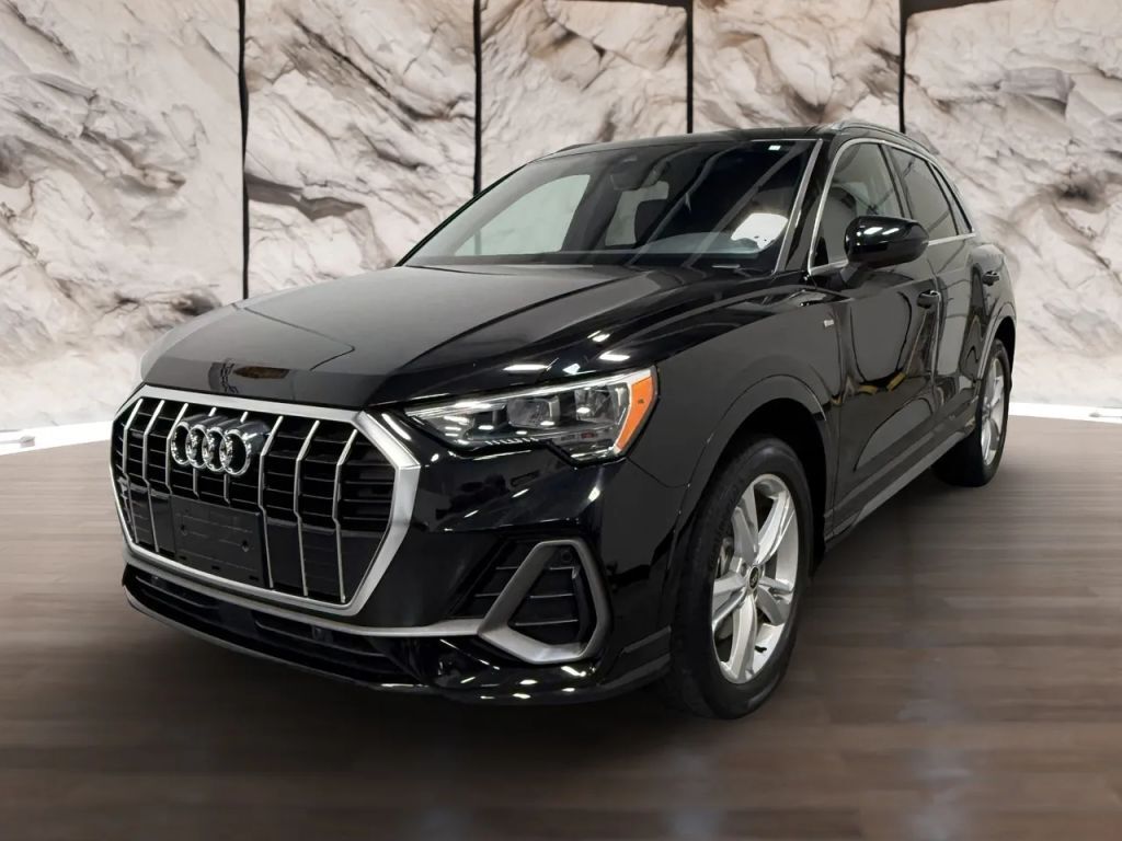2021 Audi Q3