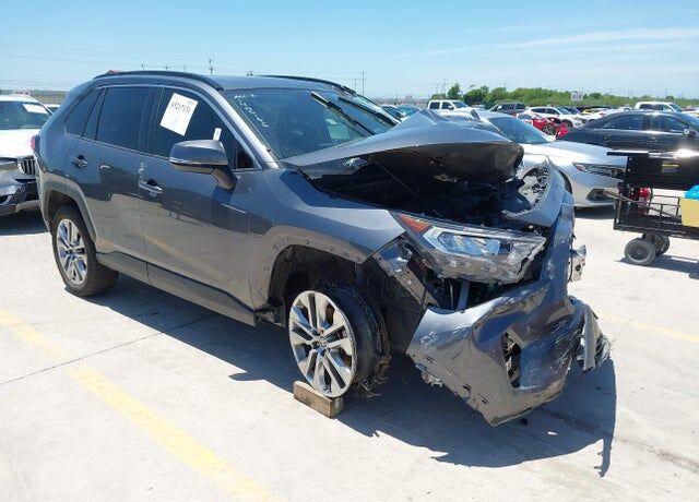 2020 TOYOTA RAV4