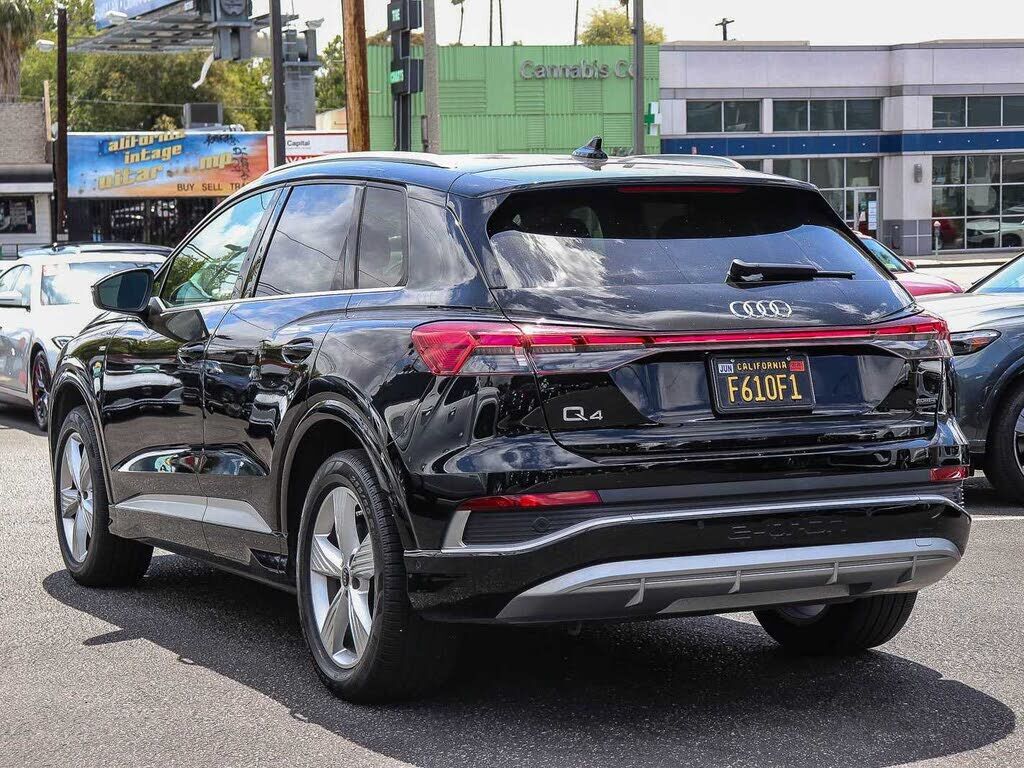 2023 Audi Q4