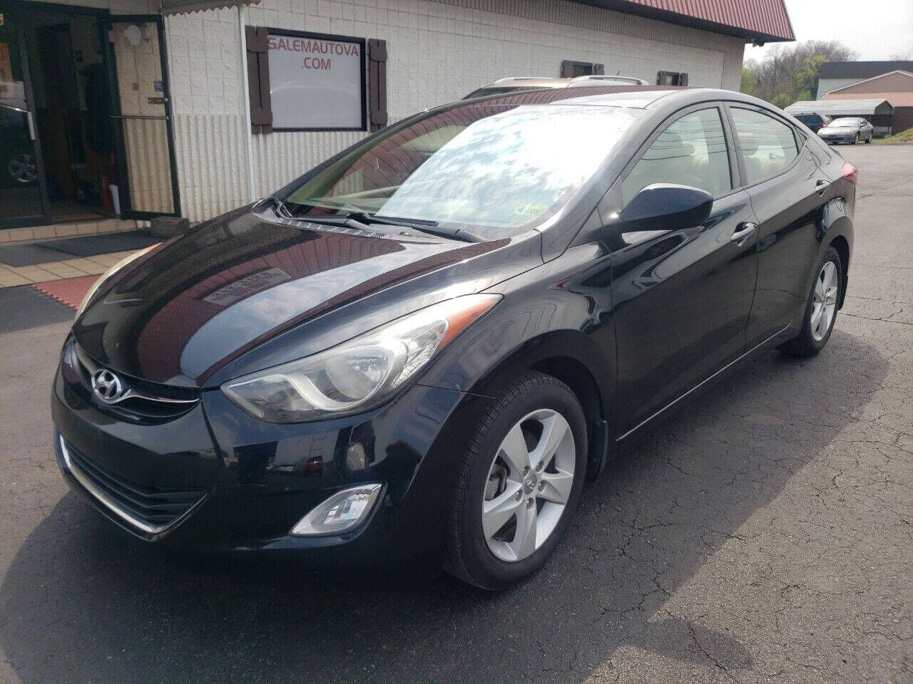 2013 HYUNDAI Elantra