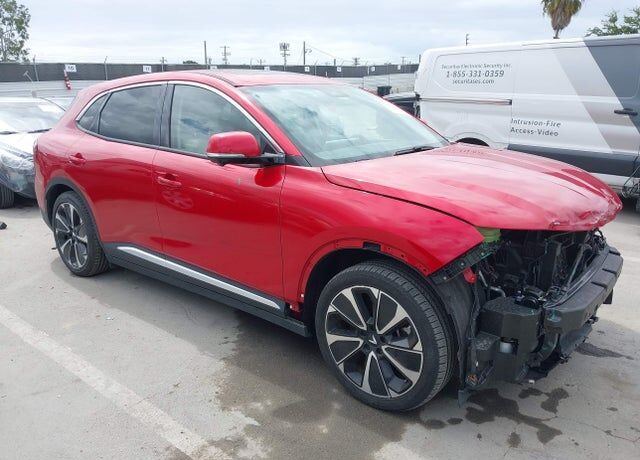 2023 VINFAST VF 8