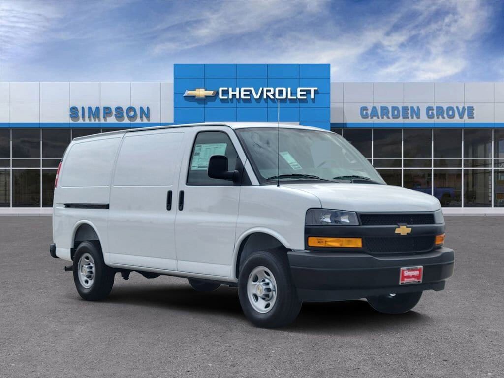 2026 CHEVROLET Express