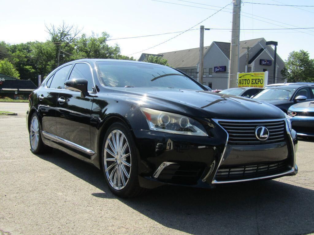 2013 LEXUS LS