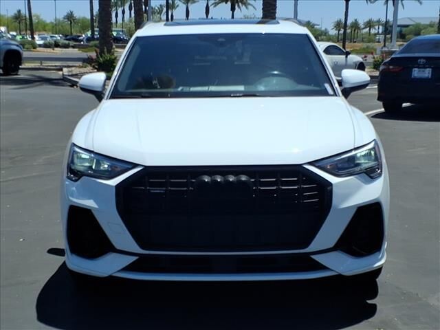 2022 Audi Q3