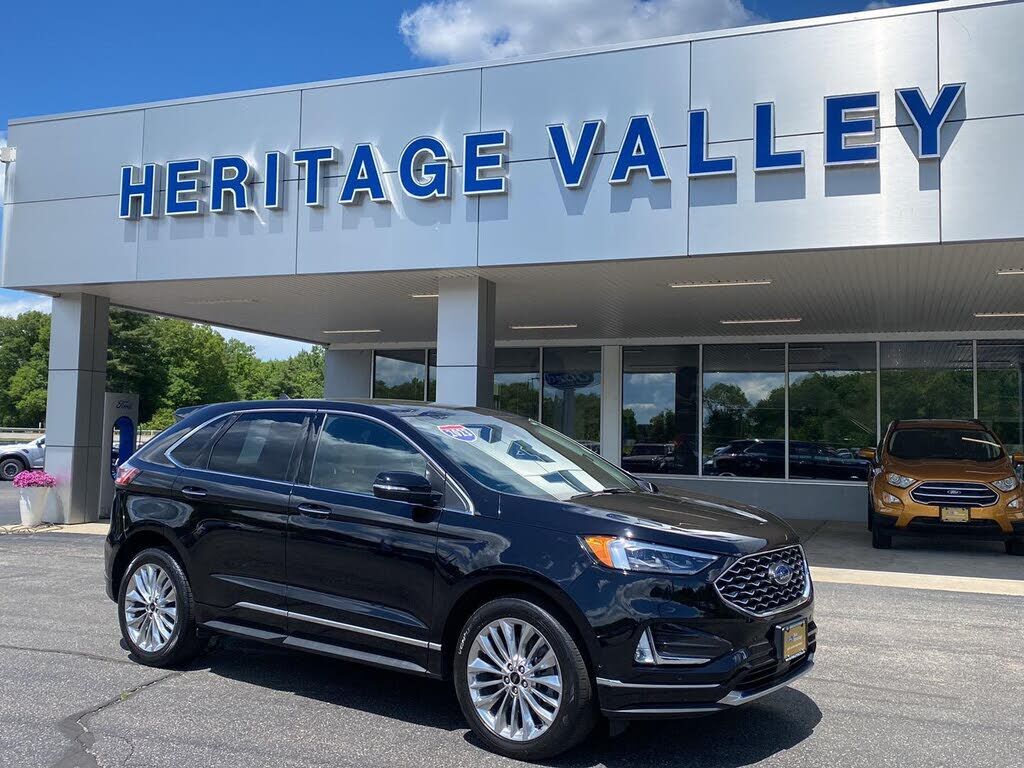 2023 FORD Edge