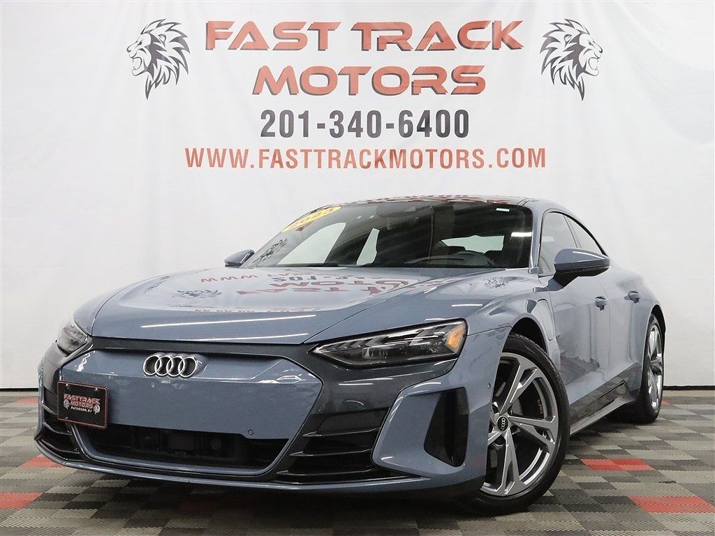 2023 AUDI e-tron GT