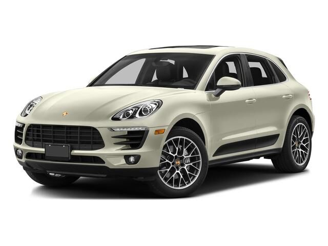 2016 PORSCHE Macan