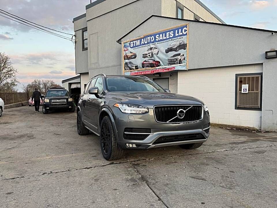 2017 VOLVO XC90