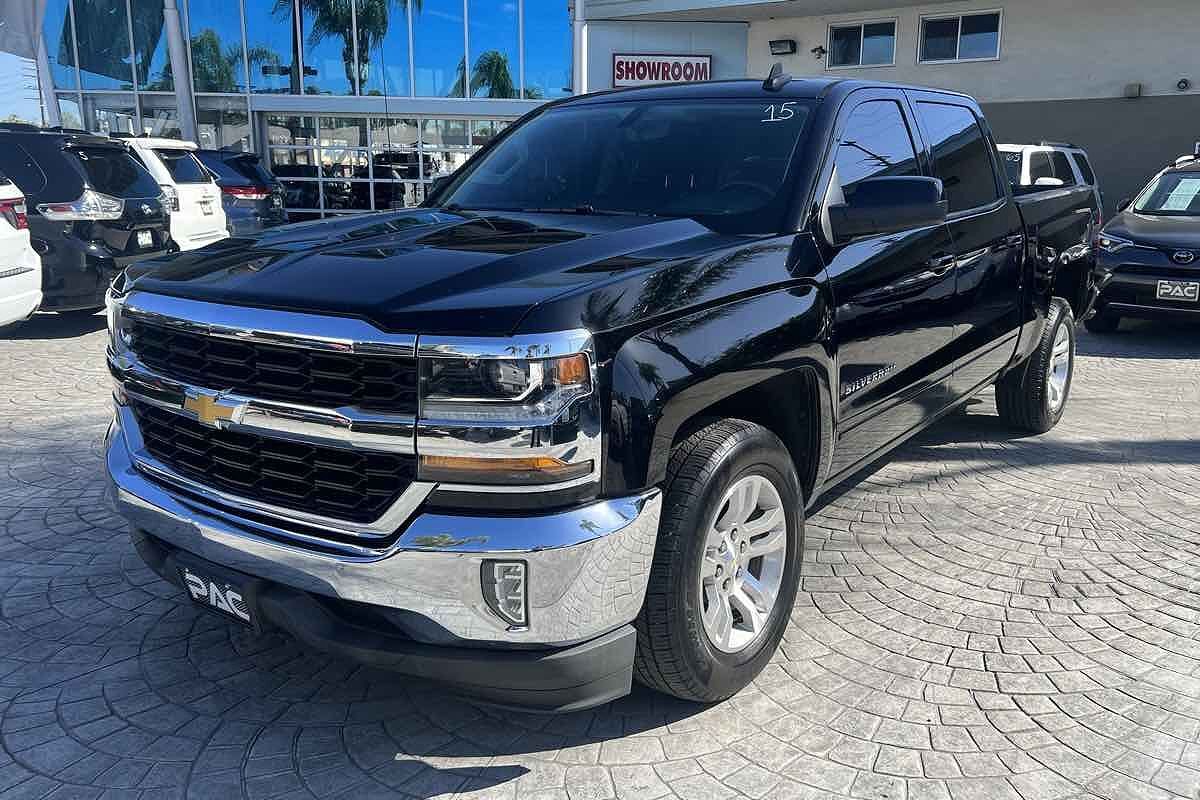 2018 CHEVROLET Silverado