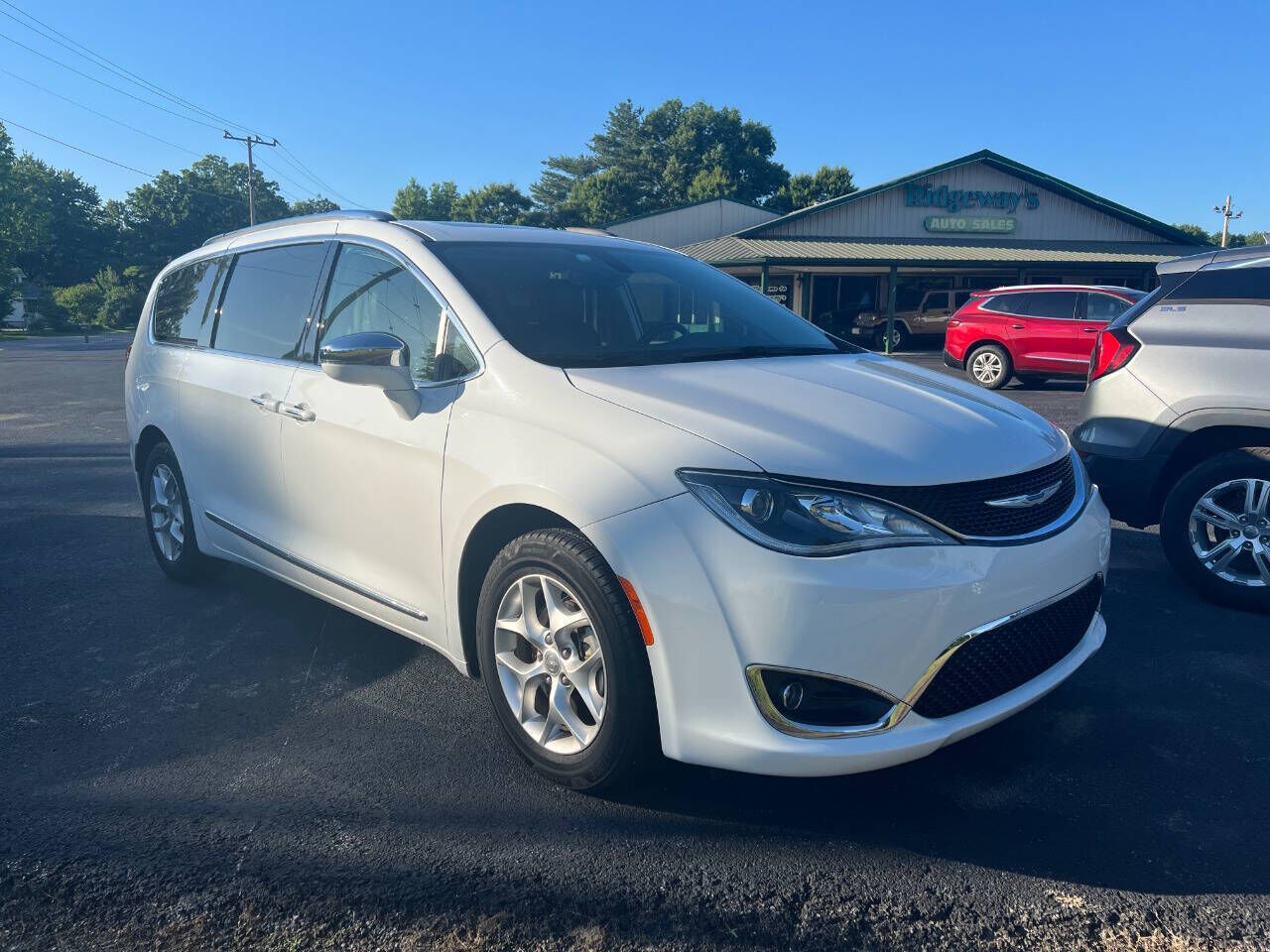 2020 CHRYSLER Pacifica