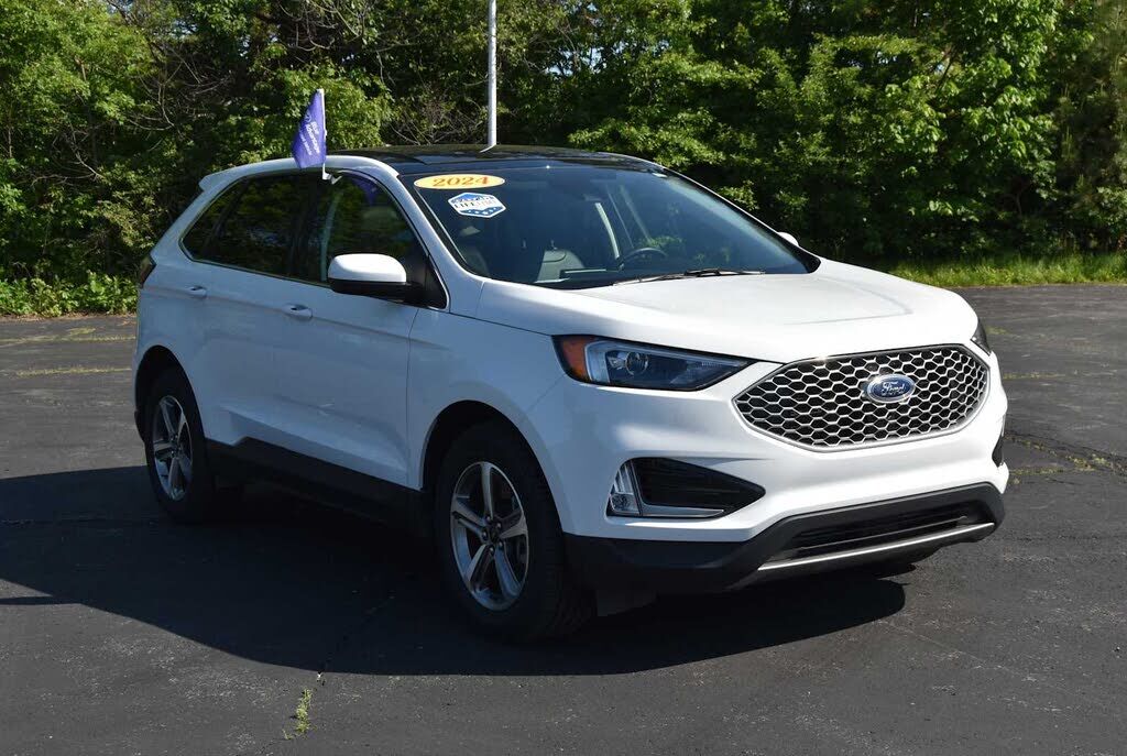 2024 FORD Edge