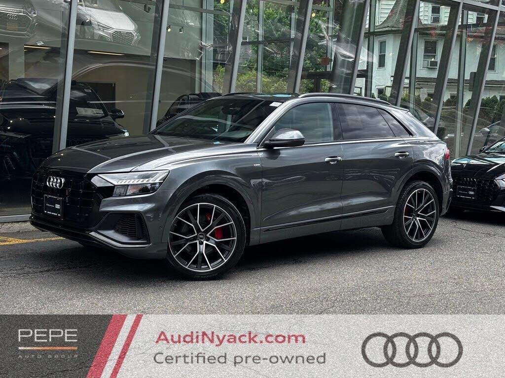 2023 AUDI Q8