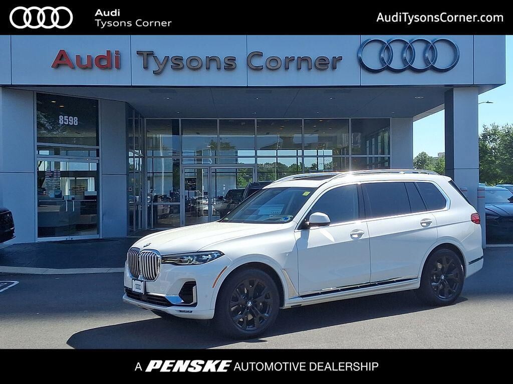 2021 BMW X7