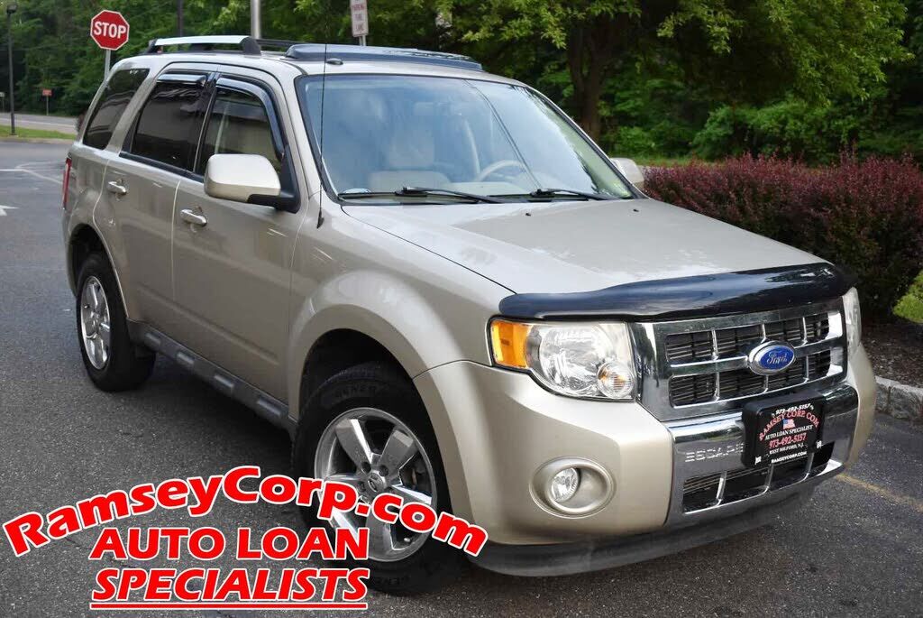 2011 FORD Escape
