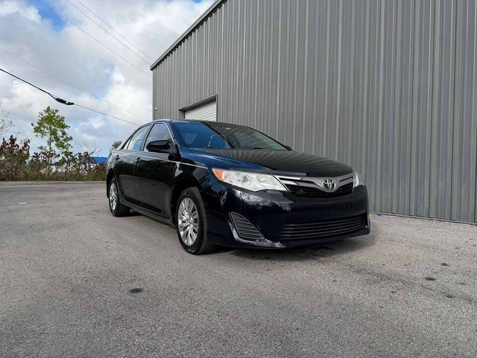 2012 TOYOTA Camry