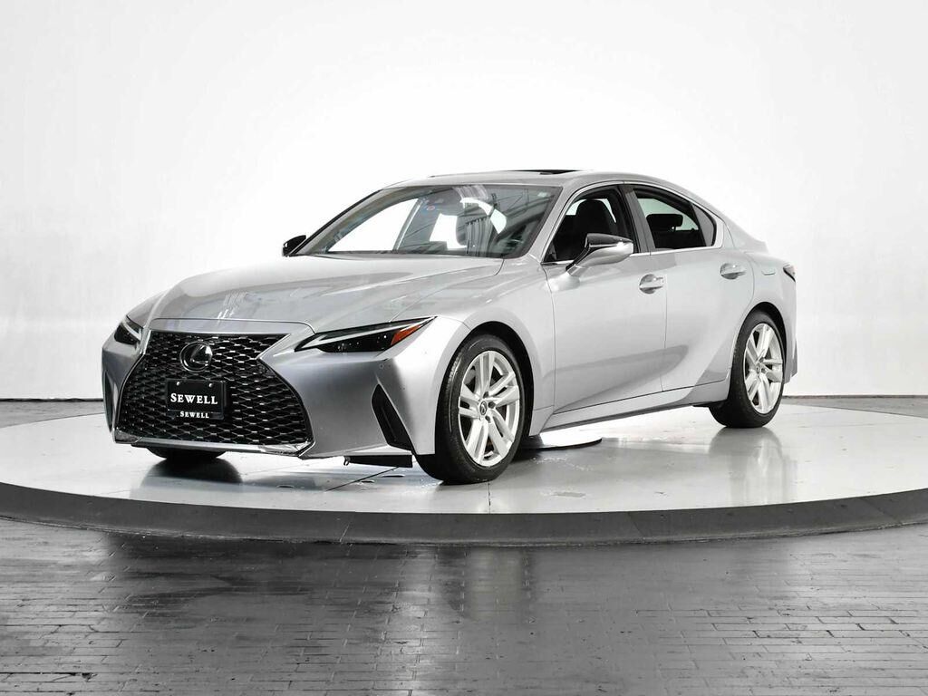 2023 LEXUS IS