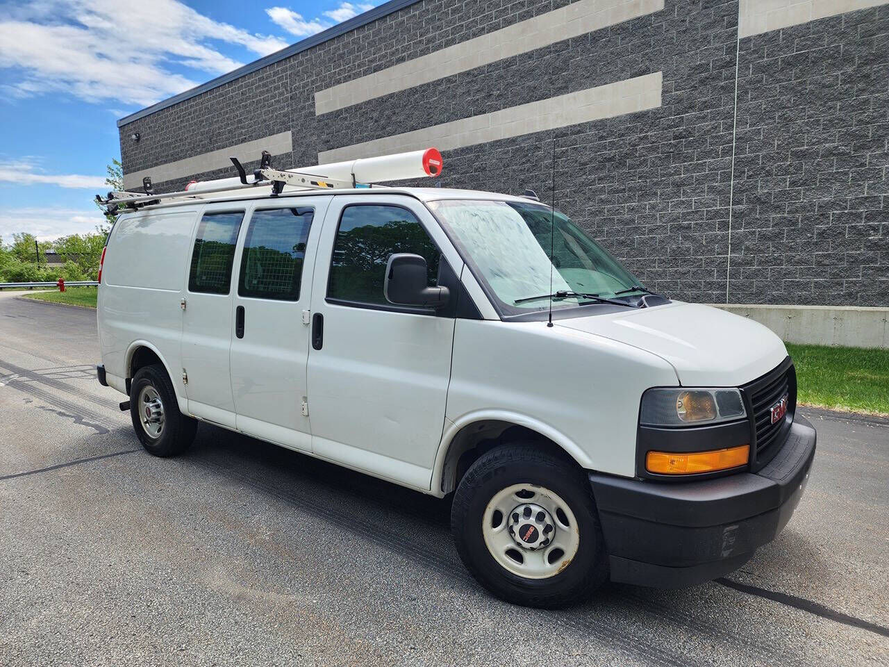 2019 GMC Savana