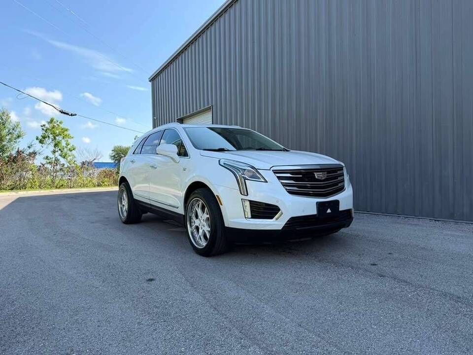 2017 CADILLAC XT5