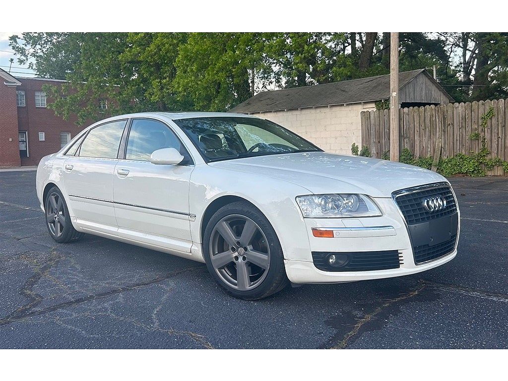 2006 AUDI A8