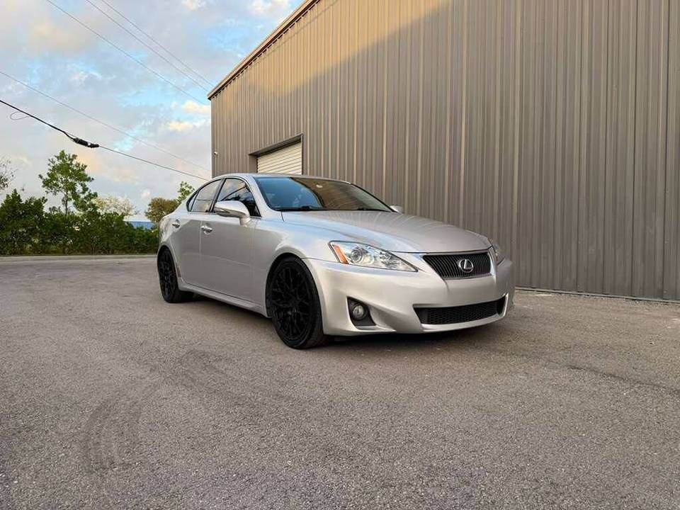 2012 LEXUS IS