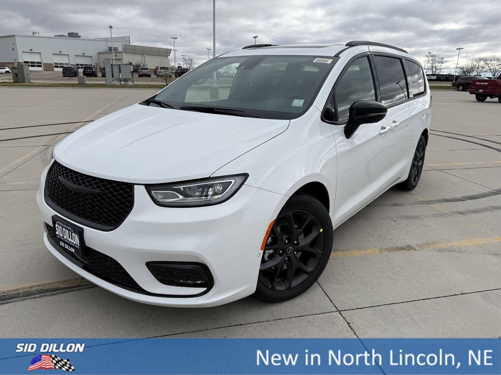 2026 CHRYSLER Pacifica