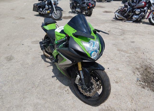2016 SUZUKI GSX-R750L