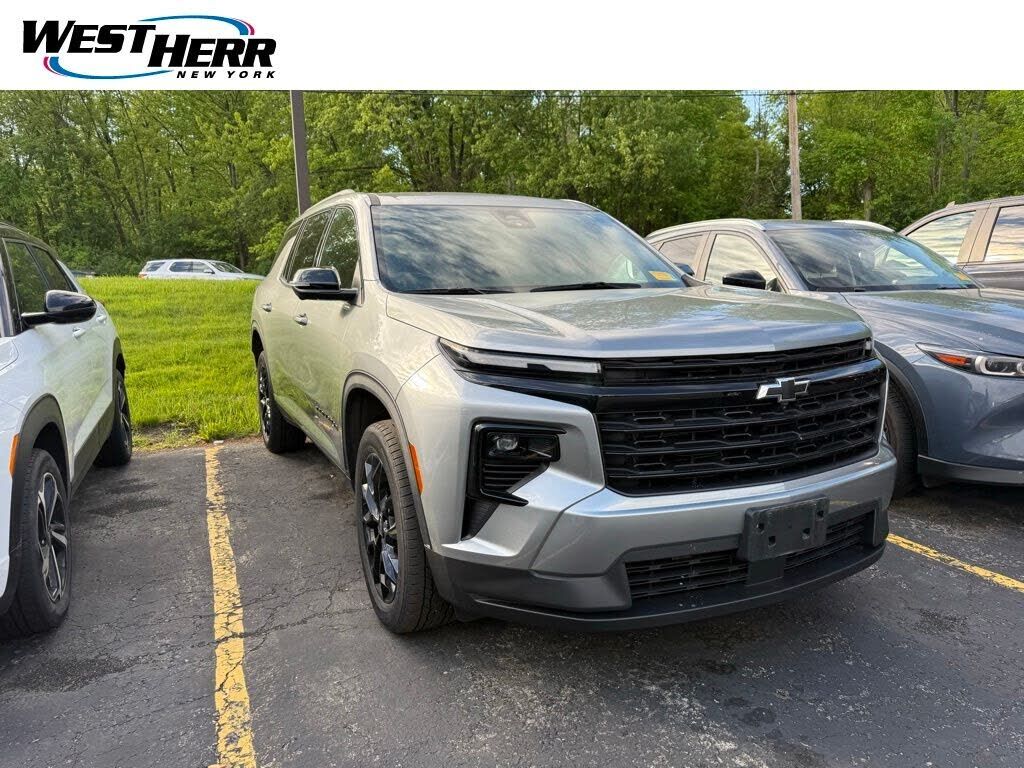 2024 CHEVROLET Traverse