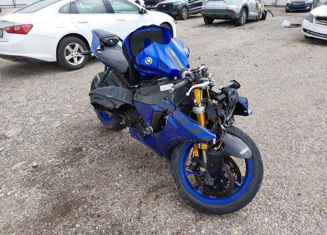 2018 YAMAHA YZF