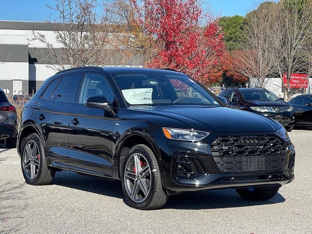 2024 AUDI Q5 e