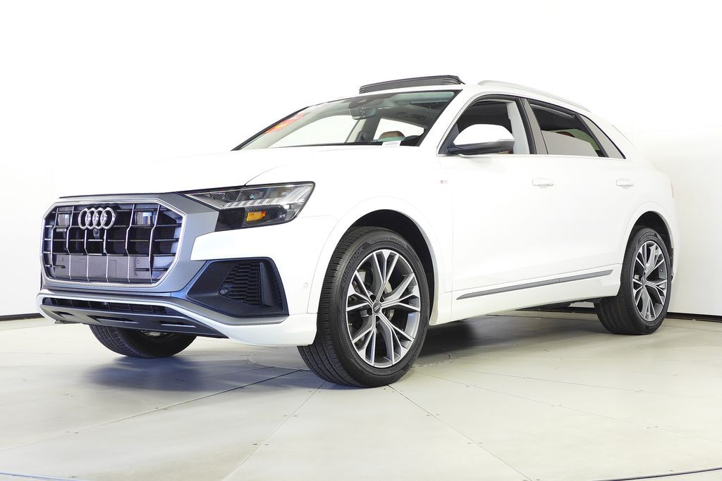 2023 Audi Q8