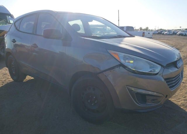 2010 HYUNDAI Tucson
